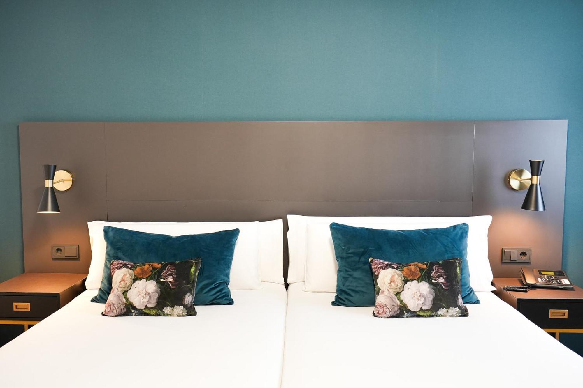 Twin Room 1